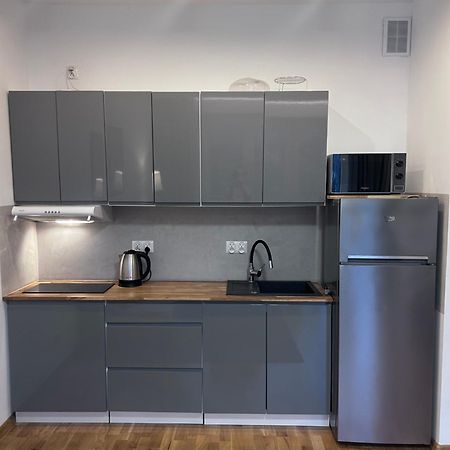 One Bed Apartment In Central Sopot Esterno foto