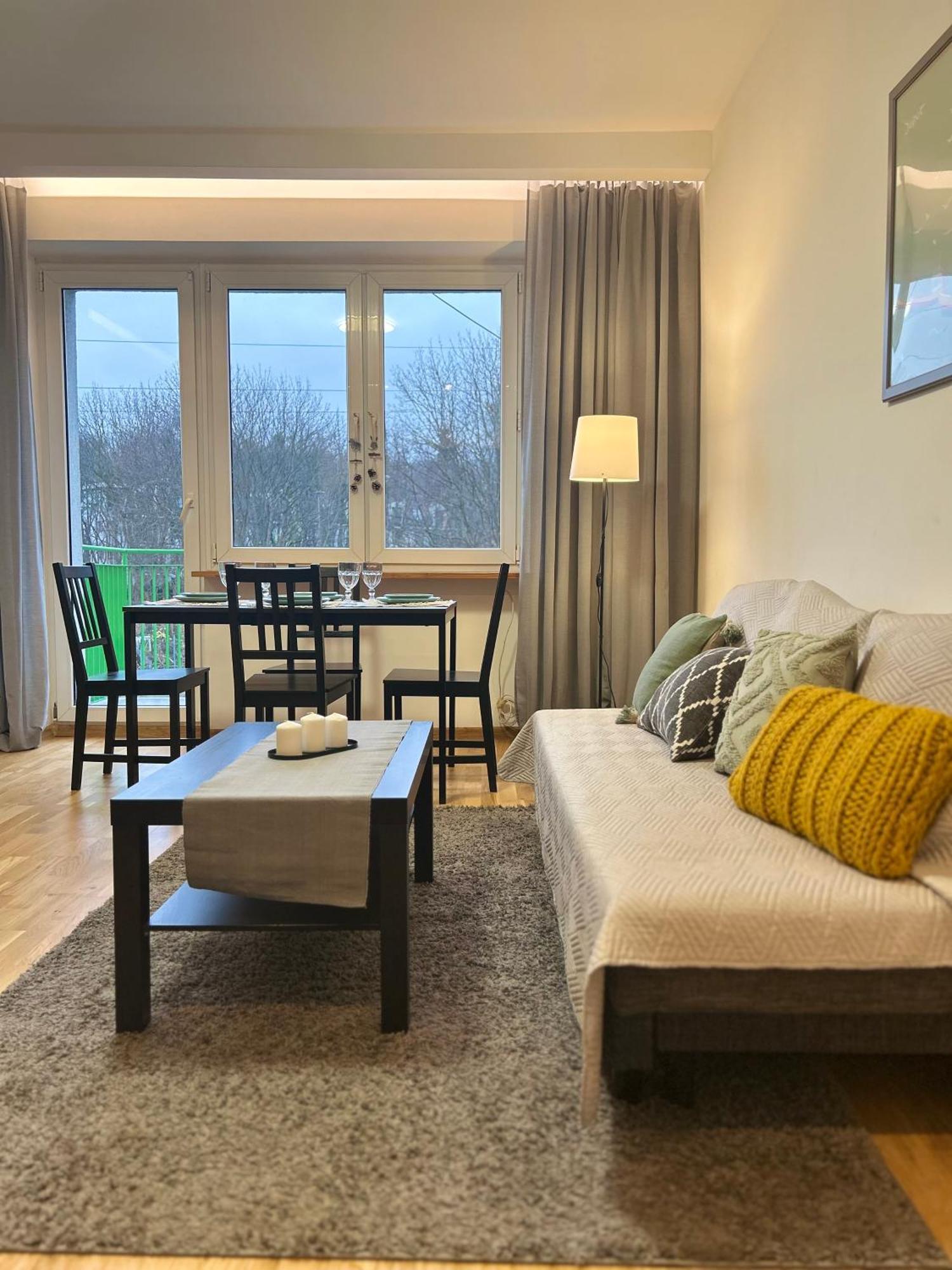 One Bed Apartment In Central Sopot Esterno foto